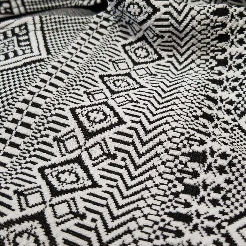 Dress - Picture 6 of 7